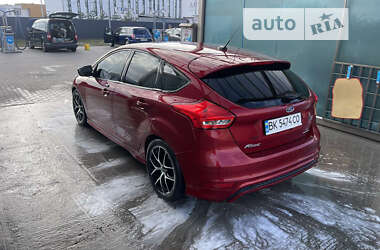 Хэтчбек Ford Focus 2016 в Киеве