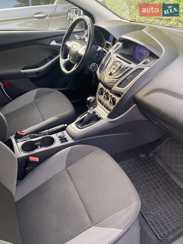 Универсал Ford Focus 2012 в Днепре