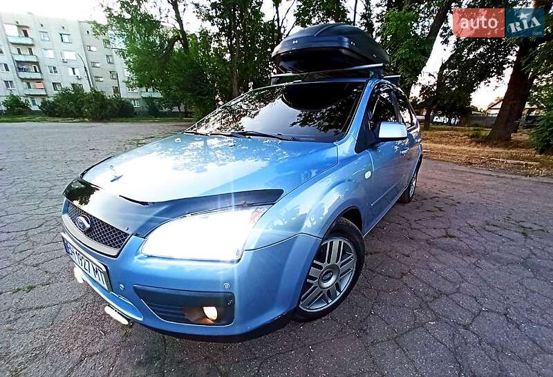 Хетчбек Ford Focus 2006 в Апостоловому