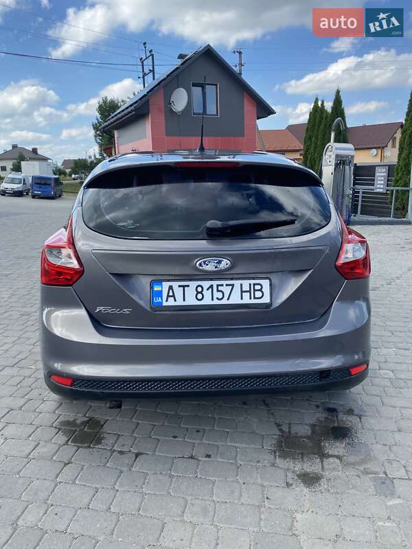 Хэтчбек Ford Focus 2011 в Ивано-Франковске
