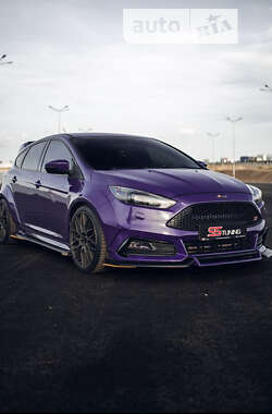 Хетчбек Ford Focus 2014 в Харкові