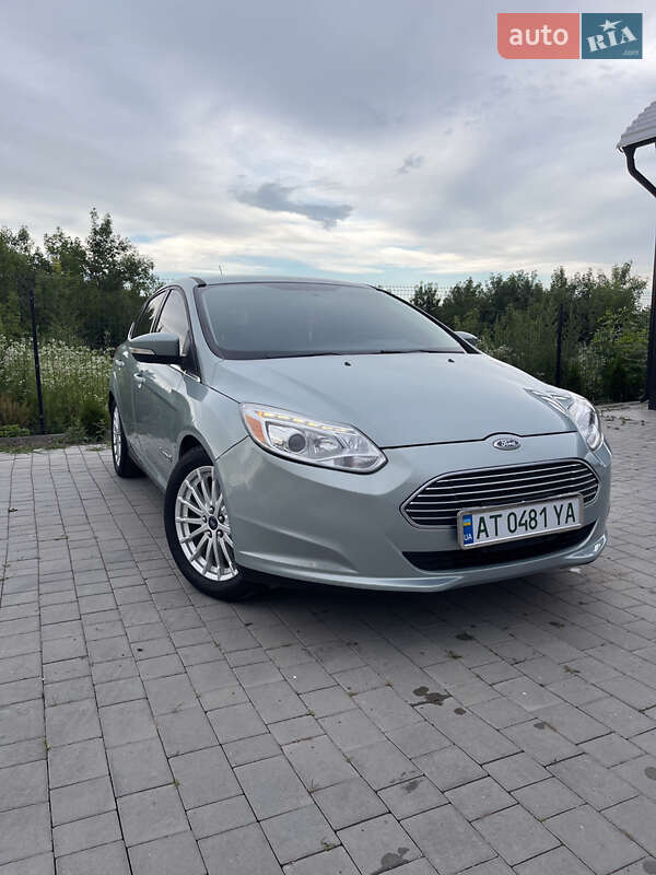 Хэтчбек Ford Focus 2013 в Ивано-Франковске