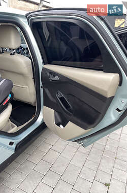 Хэтчбек Ford Focus 2013 в 