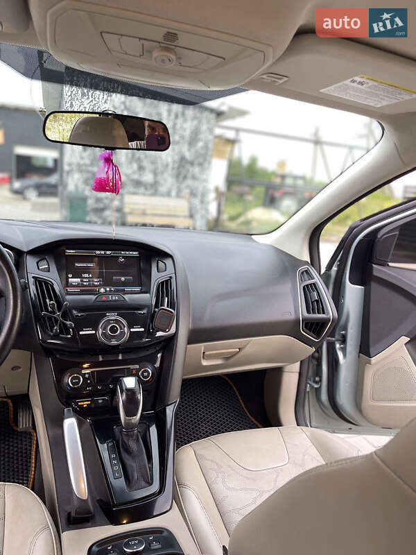 Хэтчбек Ford Focus 2013 в Ивано-Франковске