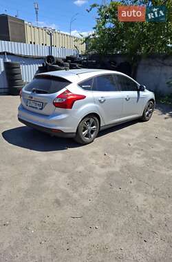 Хэтчбек Ford Focus 2011 в Киеве