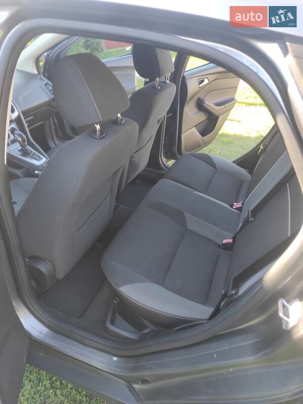 Хэтчбек Ford Focus 2013 в Яготине