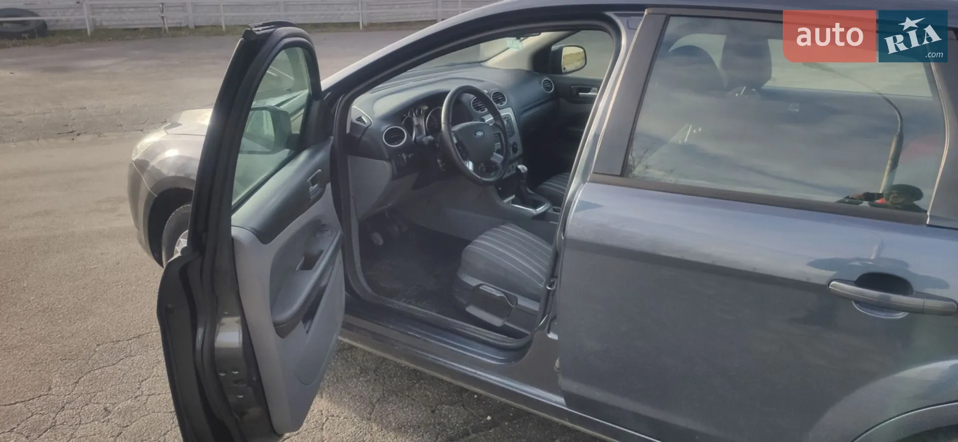 2010 Ford Focus - мініатюра 3