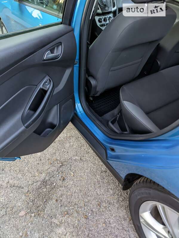 Седан Ford Focus 2013 в Киеве