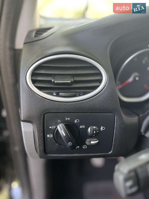 Универсал Ford Focus 2009 в Кропивницком фото 6 Универсал Ford Focus 2009 в Кропивницком