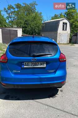 Хэтчбек Ford Focus 2016 в Днепре