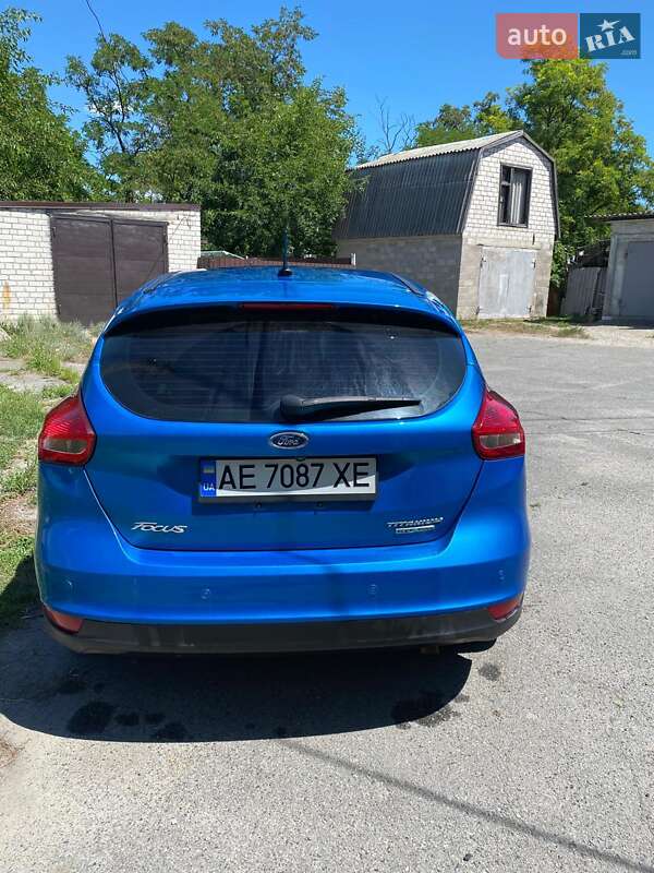 Хэтчбек Ford Focus 2016 в Днепре