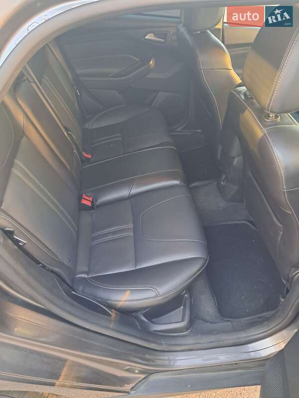 Хэтчбек Ford Focus 2014 в Чернигове фото 6 Хэтчбек Ford Focus 2014 в Чернигове