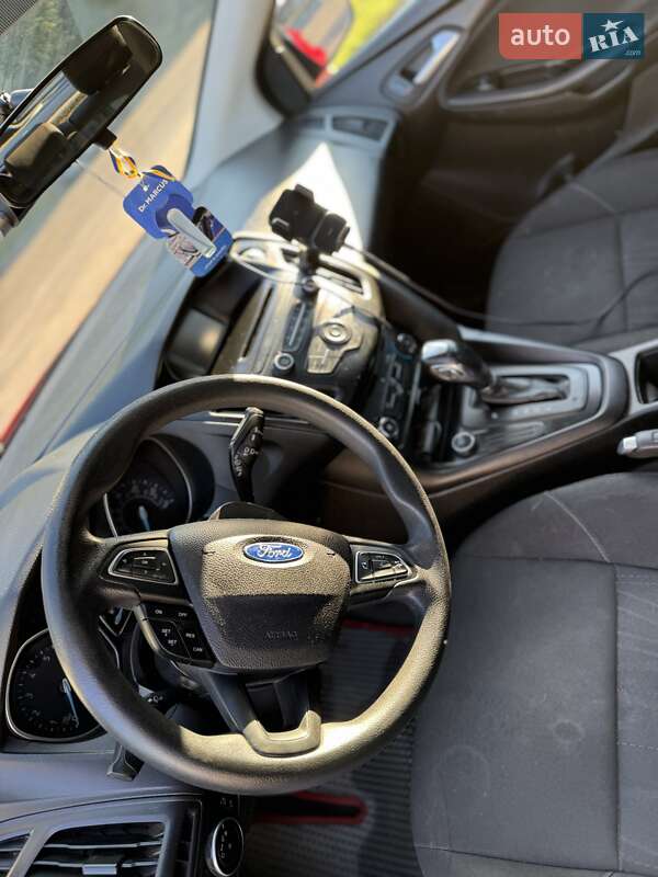 Хэтчбек Ford Focus 2016 в Ровно