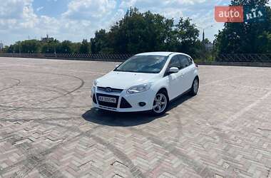 Хэтчбек Ford Focus 2013 в 