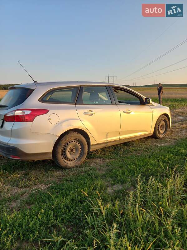 Универсал Ford Focus 2014 в Ровно