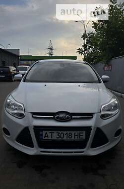 Хетчбек Ford Focus 2013 в Івано-Франківську