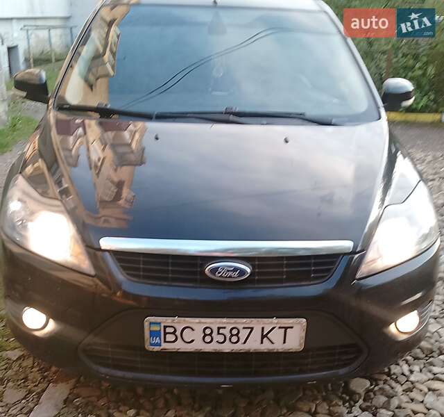 Седан Ford Focus 2011 в Самборе
