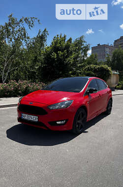 Хетчбек Ford Focus 2016 в Запоріжжі