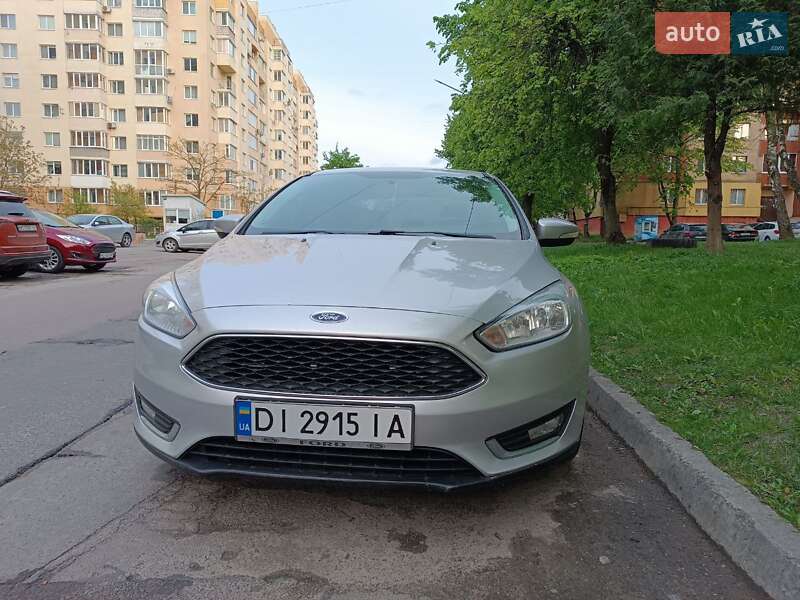 Седан Ford Focus 2015 в Львове