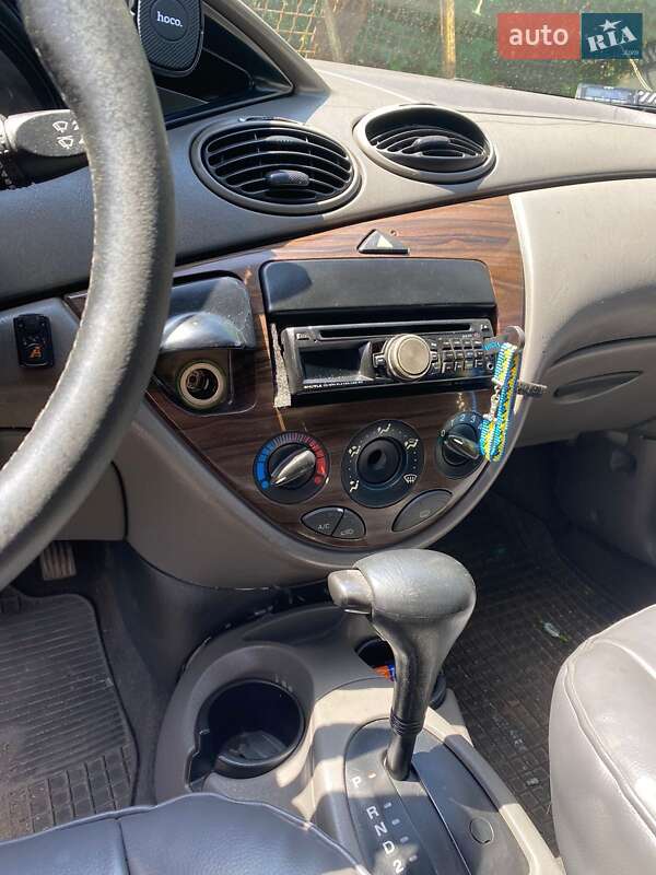 Седан Ford Focus 2000 в Новій Водолагі