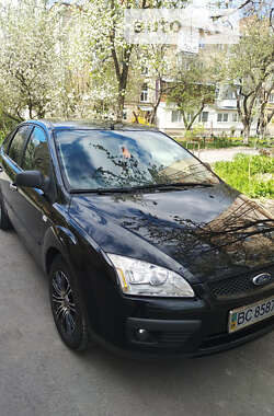 Хэтчбек Ford Focus 2007 в Бродах