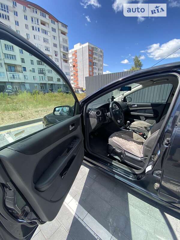 Хетчбек Ford Focus 2007 в Шептицькому