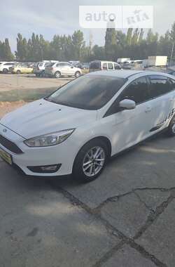 Хетчбек Ford Focus 2015 в Южноукраїнську