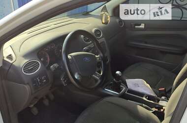 Универсал Ford Focus 2007 в Глухове