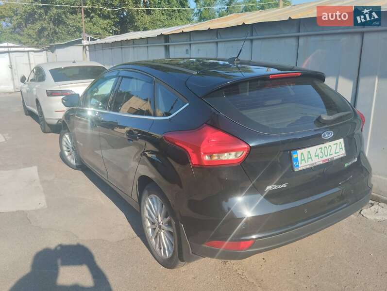 Хэтчбек Ford Focus 2016 в Киеве фото 4 Хэтчбек Ford Focus 2016 в Киеве