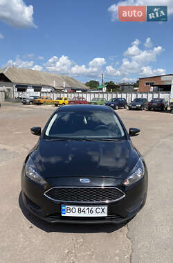 Седан Ford Focus 2014 в Десне
