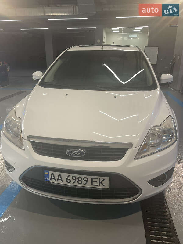 Универсал Ford Focus 2010 в Киеве фото 2 Универсал Ford Focus 2010 в Киеве