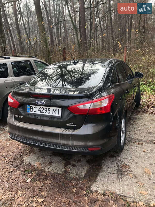 Седан Ford Focus 2014 в Шептицькому