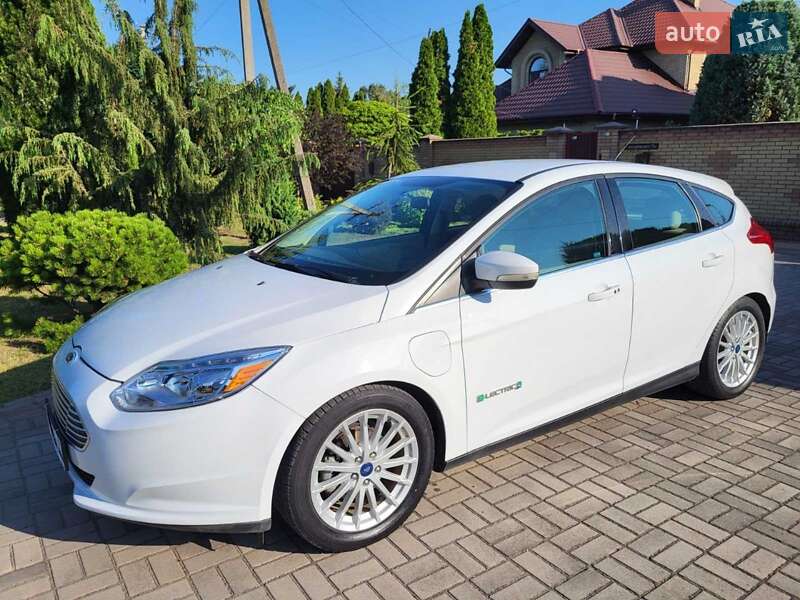 Хэтчбек Ford Focus 2017 в Запорожье