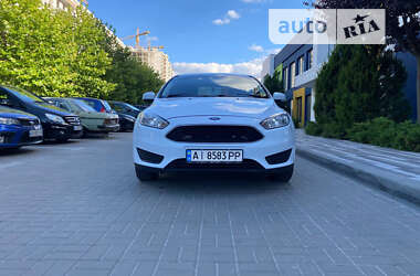 Седан Ford Focus 2017 в Бучі