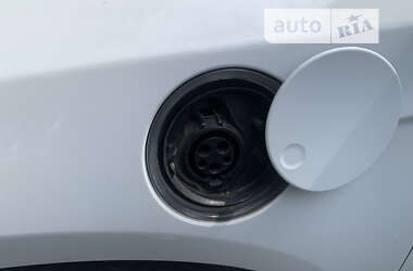 Хэтчбек Ford Focus 2012 в 