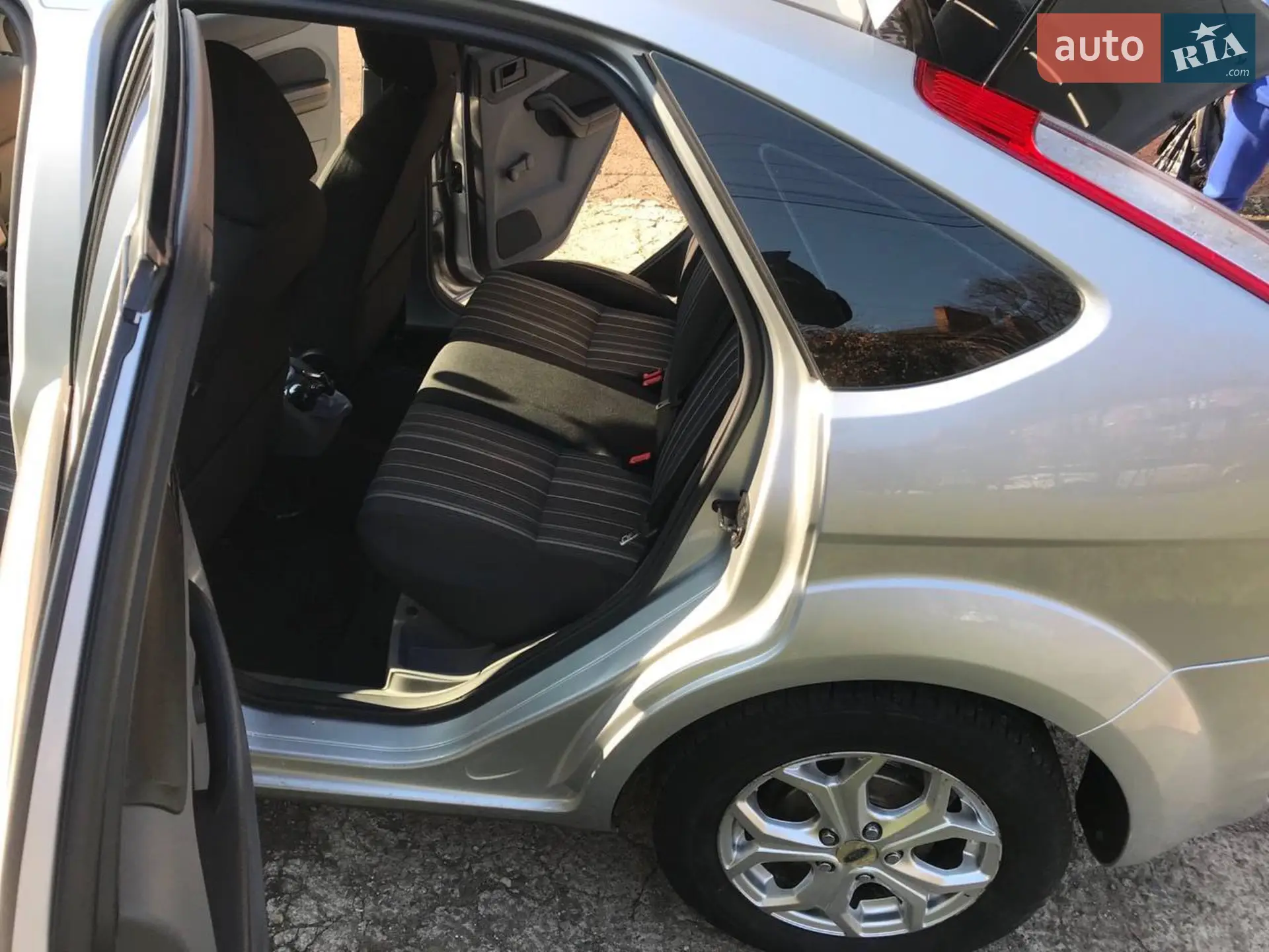 2011 Ford Focus - мініатюра 5