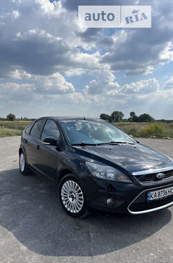 Хэтчбек Ford Focus 2009 в Малине