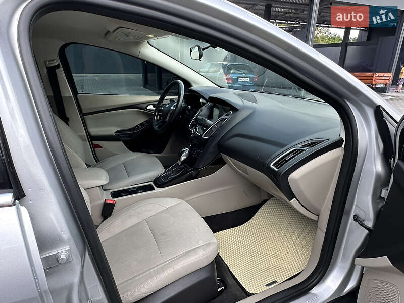 Хэтчбек Ford Focus 2016 в Житомире