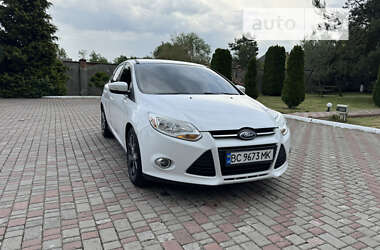 Хэтчбек Ford Focus 2014 в Мостиске