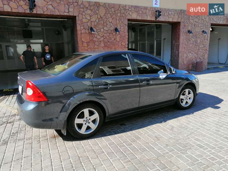 Седан Ford Focus 2008 в Первомайську