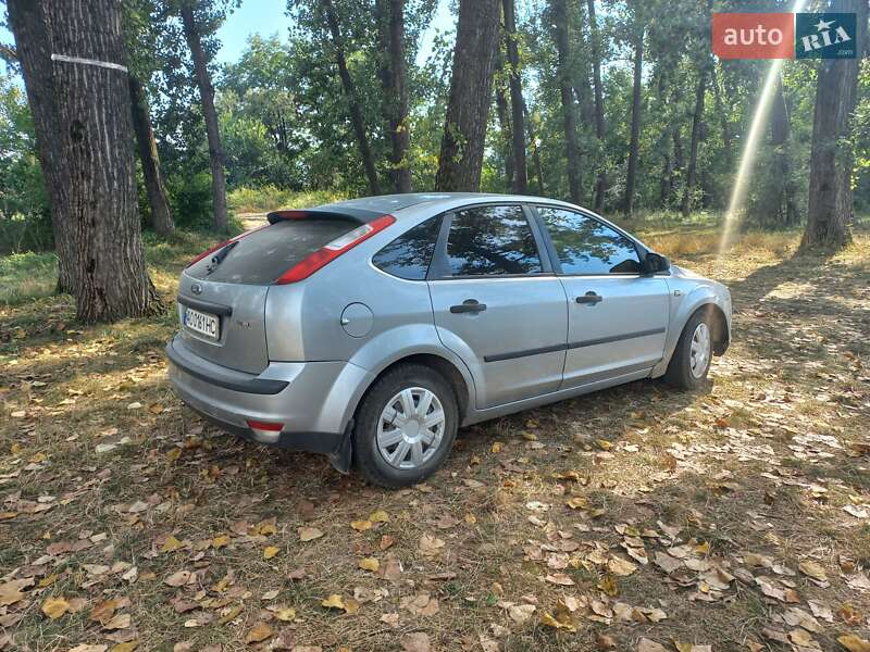 Хетчбек Ford Focus 2005 в Тячеві