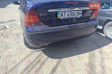 Седан Ford Focus 2002 в 