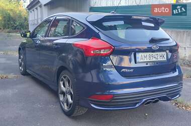 Хэтчбек Ford Focus 2017 в Житомире