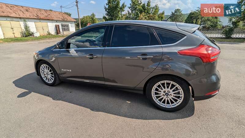 Хэтчбек Ford Focus 2017 в Коломые