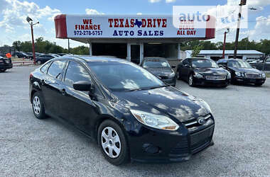 Седан Ford Focus 2014 в 