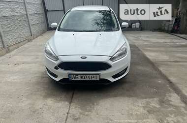 Універсал Ford Focus 2016 в Дніпрі