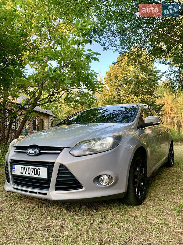 Хэтчбек Ford Focus 2011 в Киеве