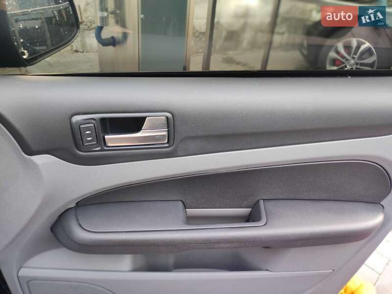 Седан Ford Focus 2008 в Борисполе