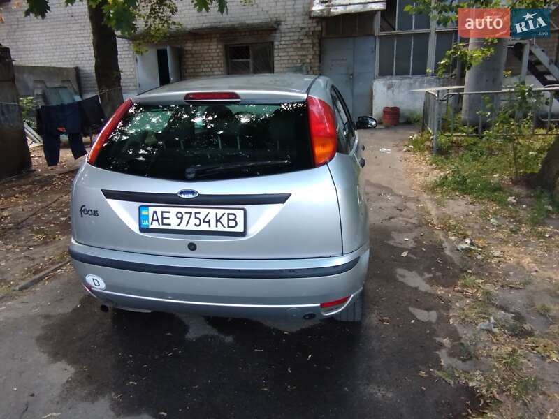 Хетчбек Ford Focus 2002 в Дніпрі
