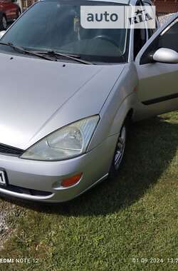 Хэтчбек Ford Focus 1999 в Ходорове